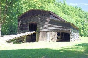 The Will Messer barn in Cataloochee.